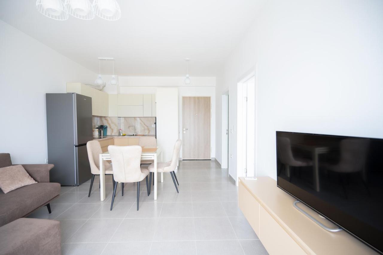 Apartment In The Village With A Sea View Vlore Luaran gambar